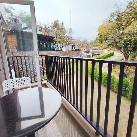 Ataraxia Crestmont Resort & Spa Dehradun Eksteriør bilde